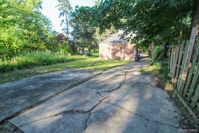 9737 E Lakepointe St. Street, Detroit, MI 48224 — Photo 19