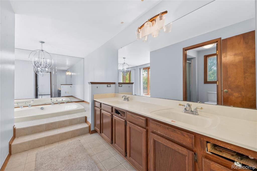 8027 Berkshire Drive, Grosse Ile, MI 48138 — Photo 26