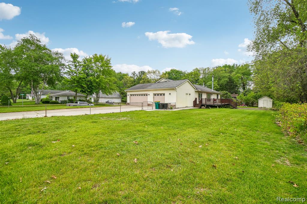 1397 Flamingo Street, Wixom, MI 48393 — Photo 5