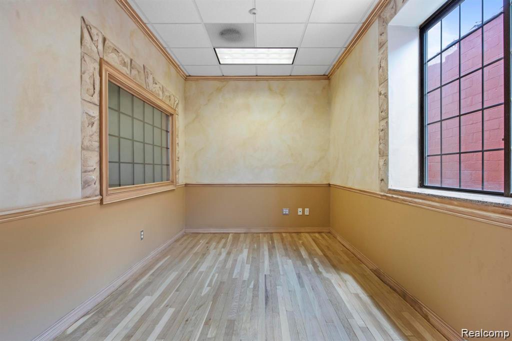 5641 Schaefer, Dearborn, MI 48126 — Photo 10
