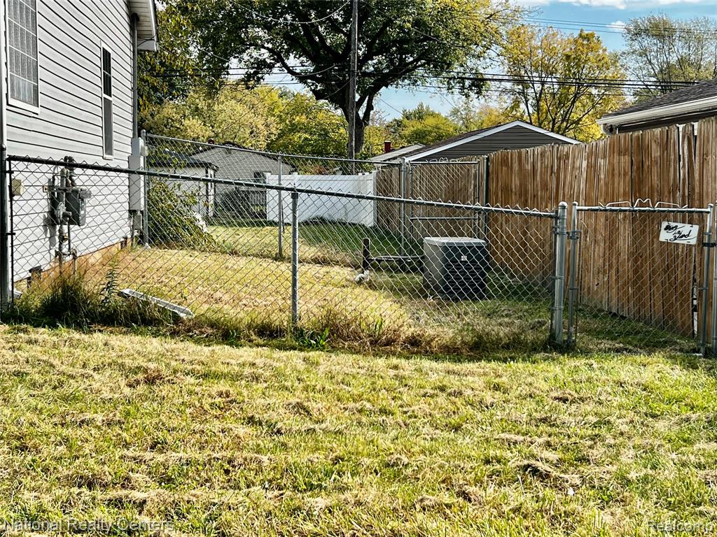 8015 Syracuse Street, Taylor, MI 48180 — Photo 5