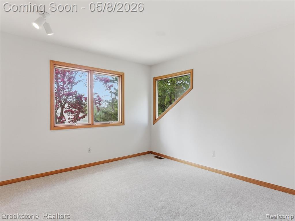 6512 White Lake Road, Clarkston, MI — Photo 37