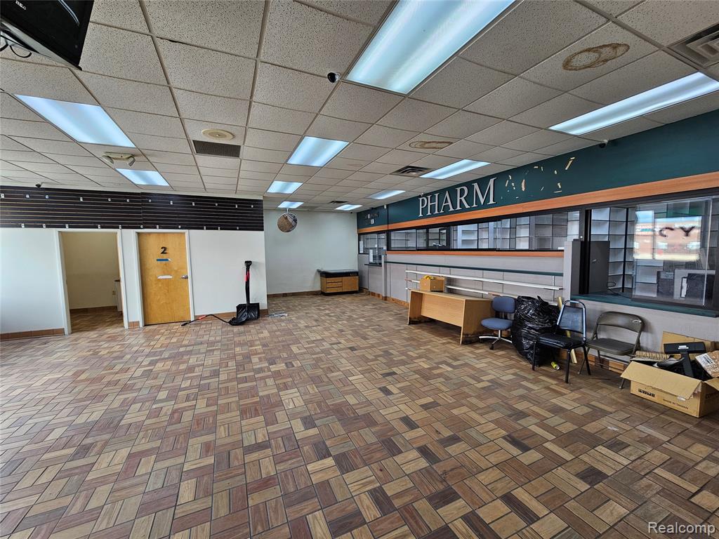 20500 GREENFIELD Road, Detroit, MI 48235 — Photo 11