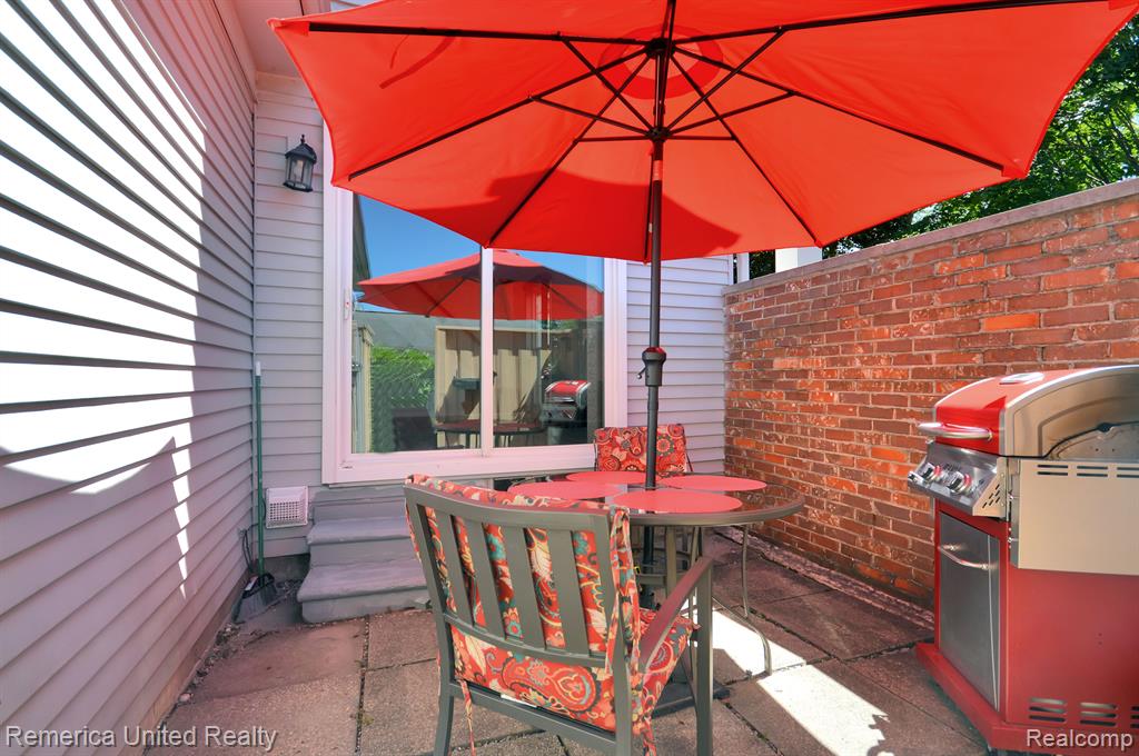 23715 Stonehenge Boulevard, Novi, MI — Photo 13