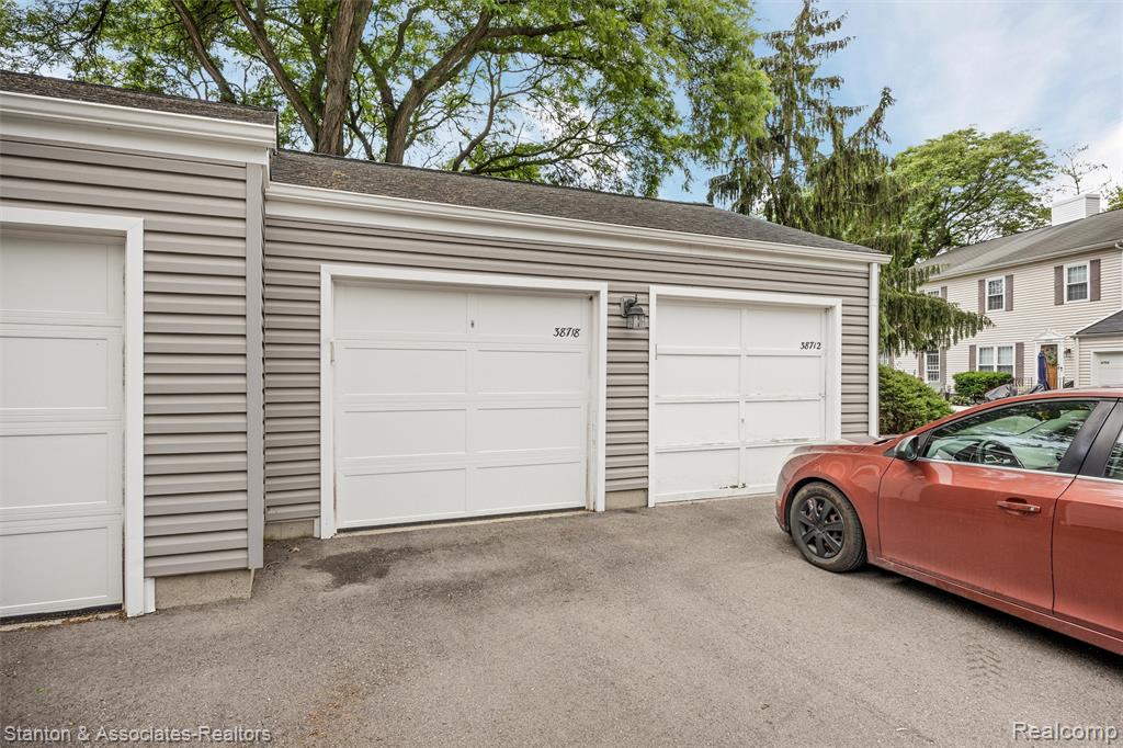 38718 Barnstable Lane, Clinton Twp, MI 48038 — Photo 19