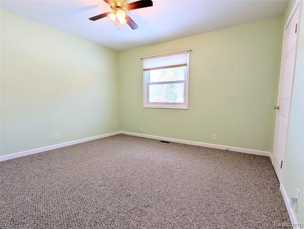947 Beech Street, Bad Axe, MI 48413 — Photo 32
