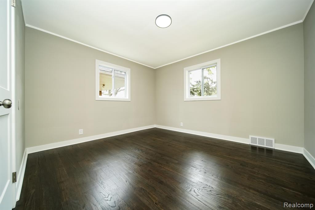 17330 Ego Avenue, Eastpointe, MI 48021 — Photo 36