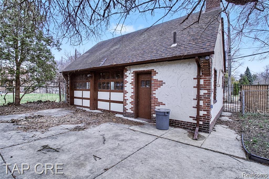 244 Arden Park Boulevard Boulevard, Detroit, MI 48202 — Photo 37
