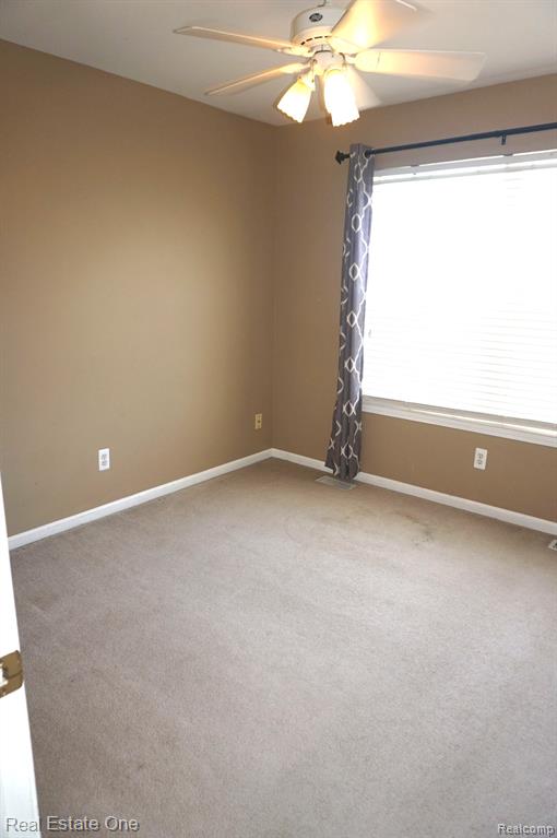 6993 WELLINGTON Drive, Dexter, MI 48130 — Photo 18