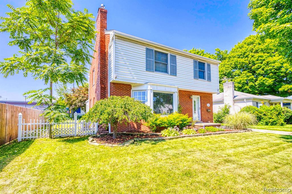 8125 MACKAY, Utica, MI 48317 — Photo 25