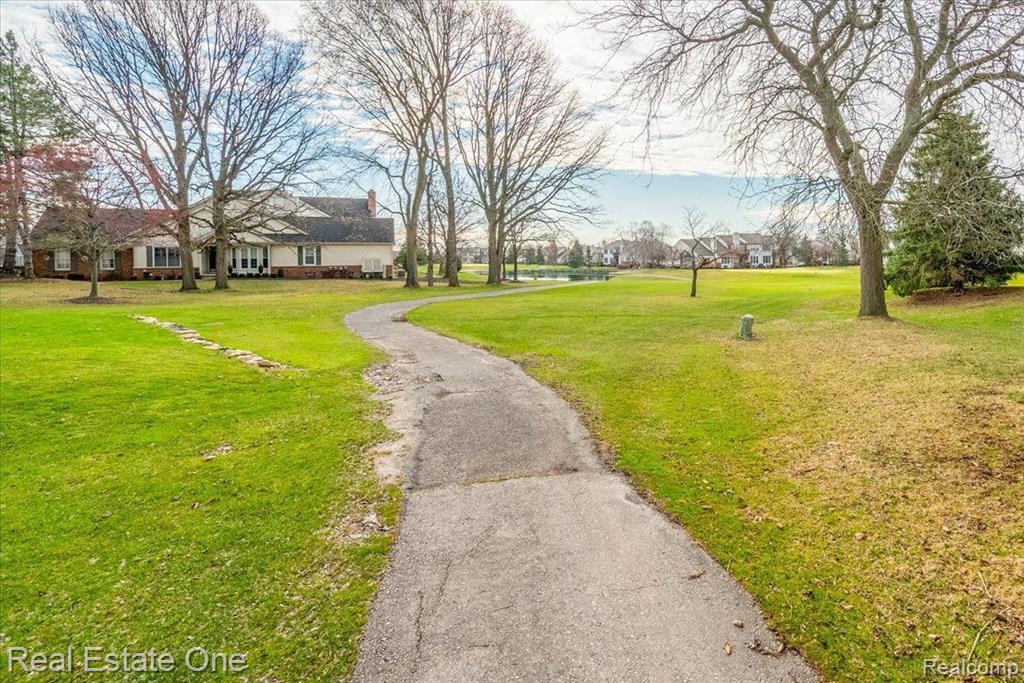 39612 GREENBRIER Court, Northville, MI 48168 — Photo 8