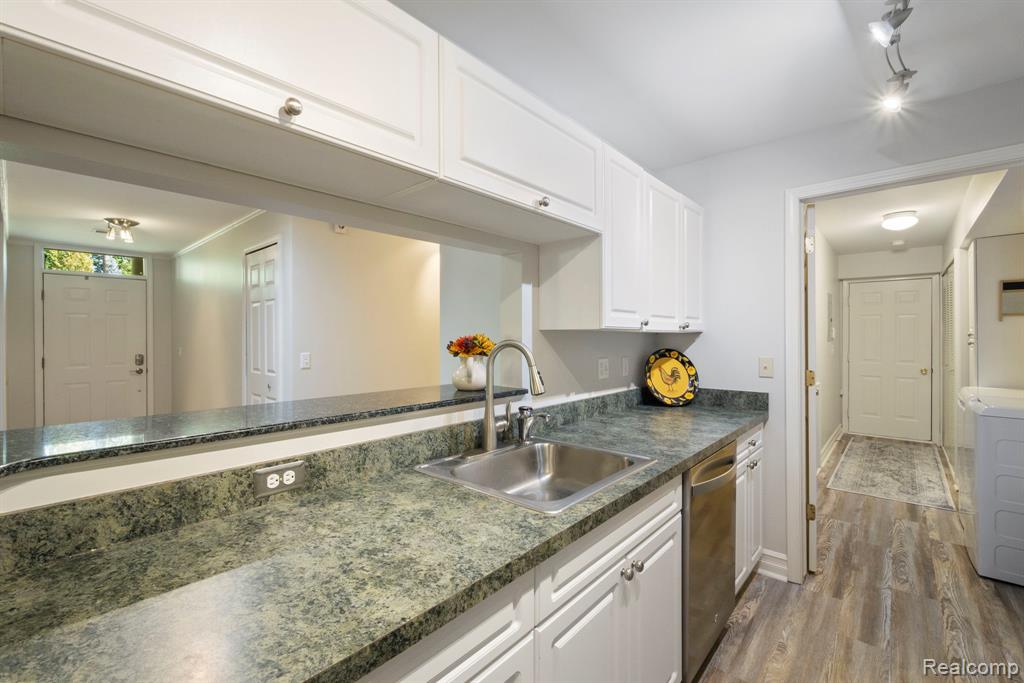 3522 Oakmonte Boulevard, 115, Oakland, MI 48306 — Photo 24