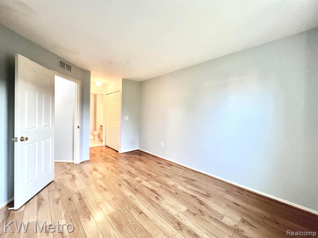 22277 ATLANTIC POINTE, Farmington Hills, MI 48336 — Photo 17