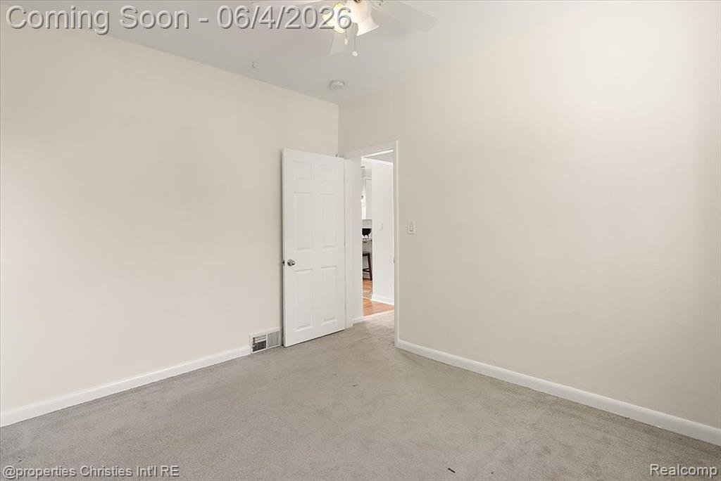 14201 Kingston Street, Oak Park, MI 48237 — Photo 23