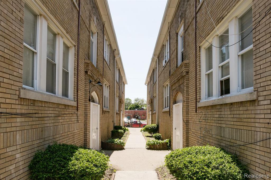 7728 Pitt Street, Detroit, MI 48209 — Photo 9
