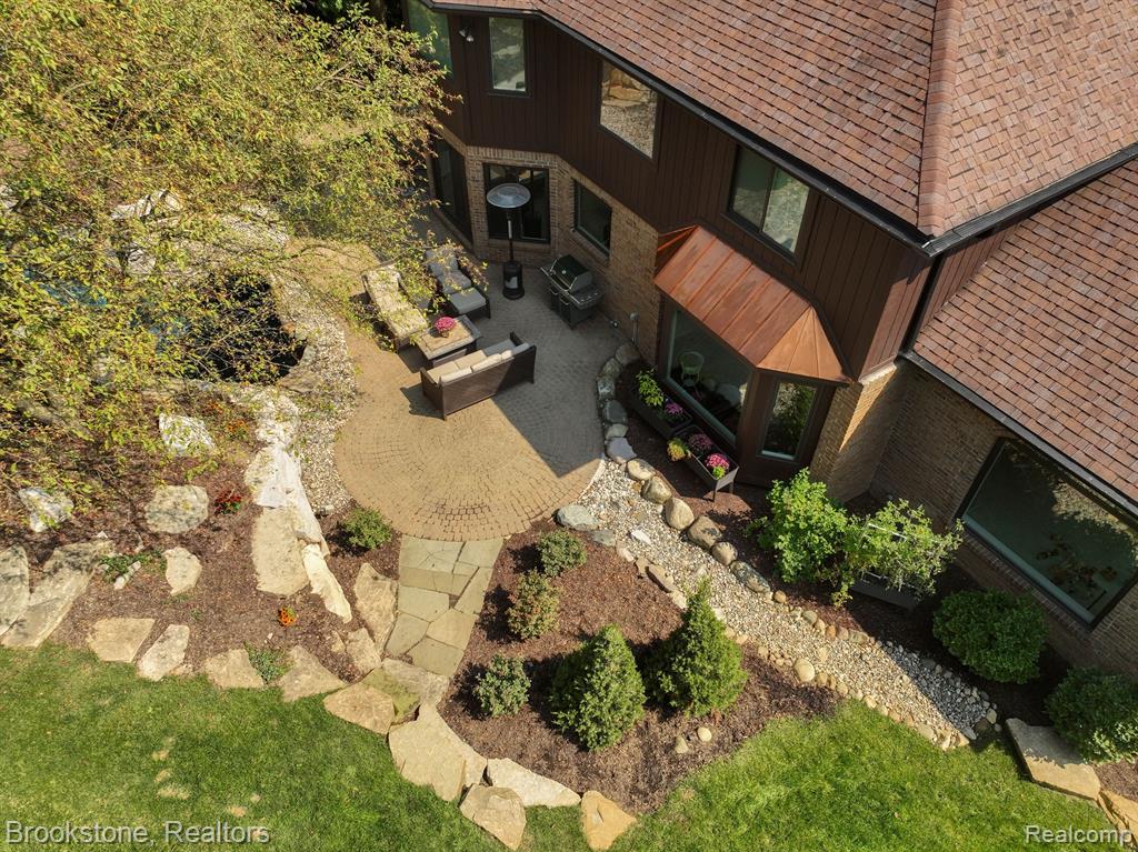 4780 CIDER HILL Drive, Rochester, MI 48306 — Photo 8