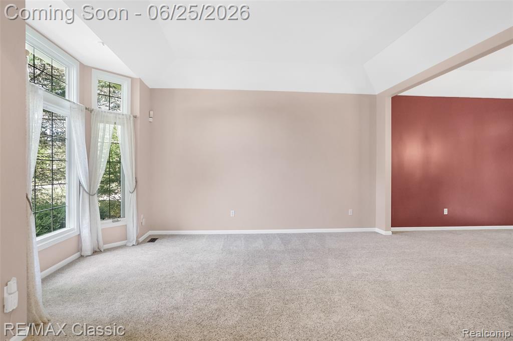 7439 Millwood, West Bloomfield, MI — Photo 7