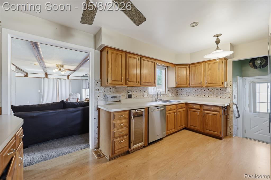 13412 Common Road, Warren, MI 48088 — Photo 17