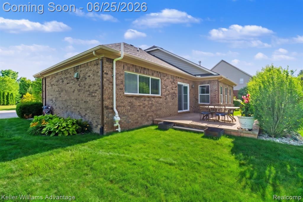 54525 Brentwood Drive, South Lyon, MI 48178 — Photo 22