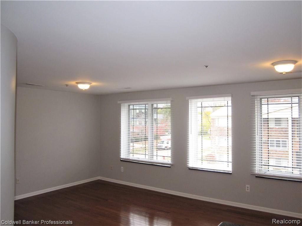 610 E Eleven Mile Road, Royal Oak, MI 48067 — Photo 7