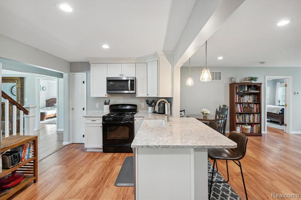 421 Ash Street, Carleton, MI 48117 — Photo 16