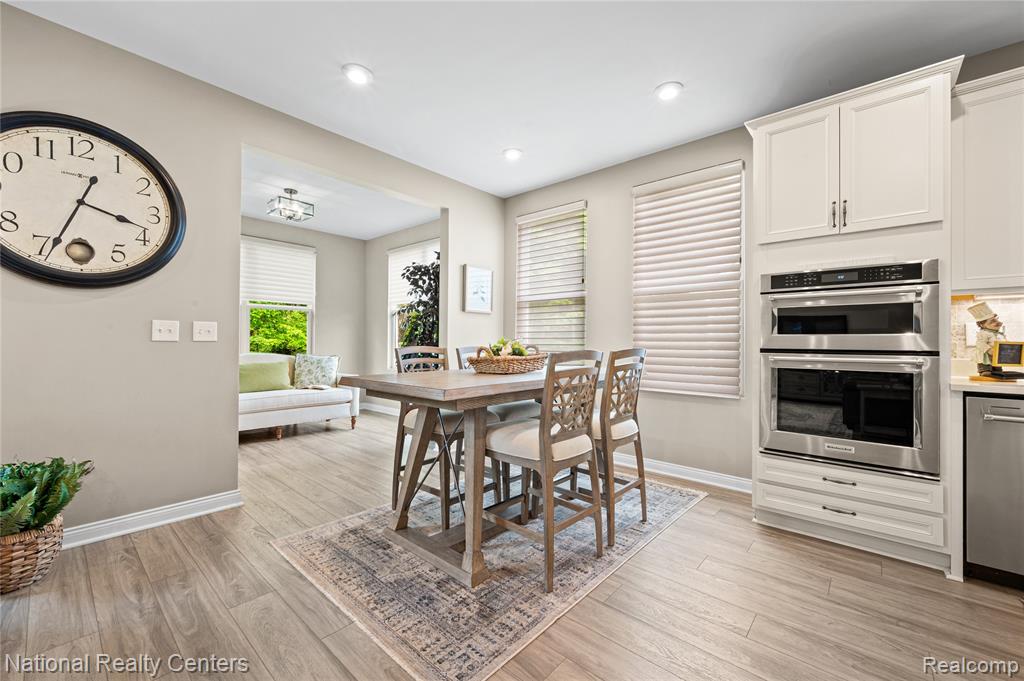 48796 Windfall Road, Novi, MI — Photo 5
