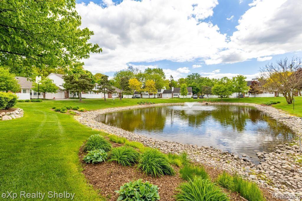 42151 OLD POND Circle, Plymouth, MI 48170 — Photo 31