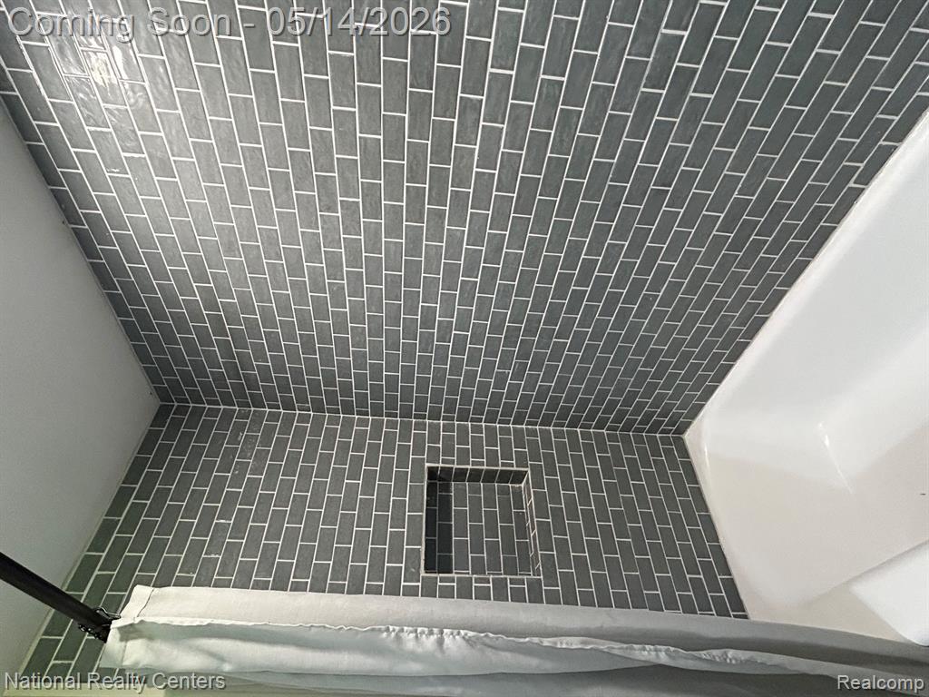 10197 Dar Lane, Goodrich Vlg, MI — Photo 37