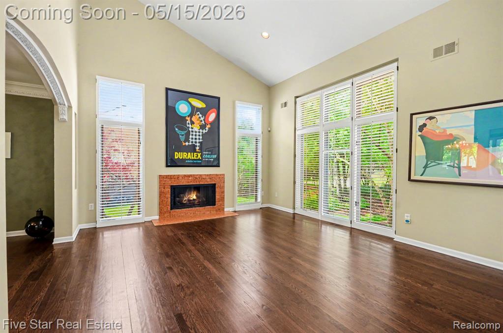 4689 Mirror Lake Drive, West Bloomfield, MI 48323 — Photo 11