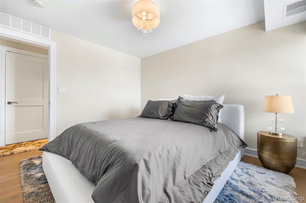 411 S Old Woodward Avenue, 1022, Birmingham, MI 48009 — Photo 32