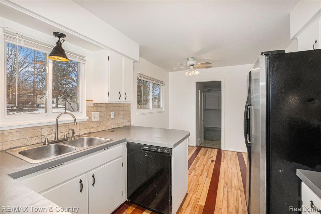 537 SPRING Lane, Flushing, MI 48433 — Photo 7