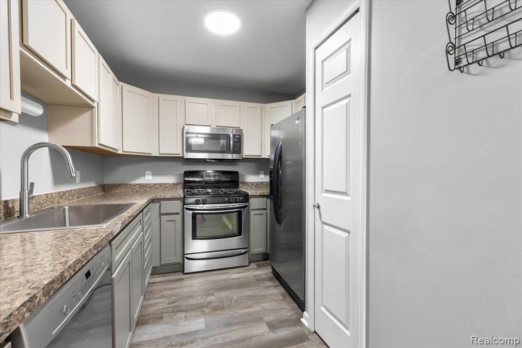 53230 PROVIDENCE E, Shelby Twp, MI 48316 — Photo 4
