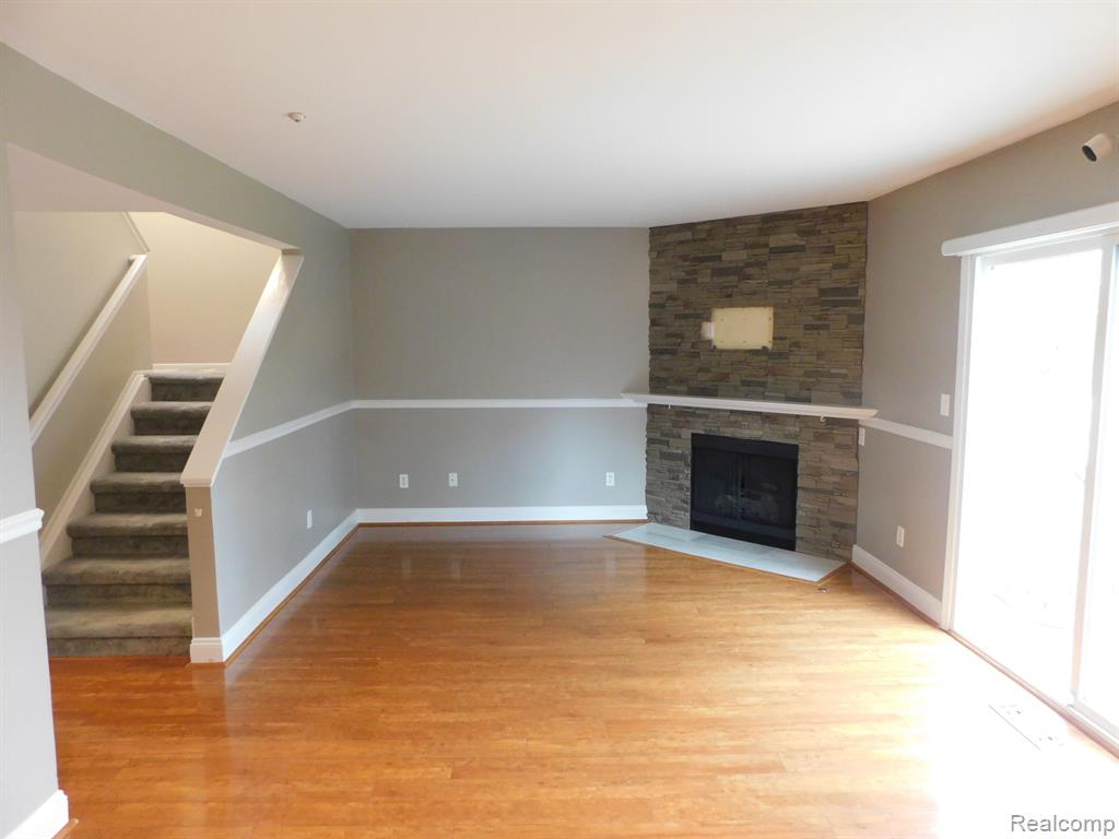 5606 DRAKE HOLLOW Drive W, West Bloomfield, MI — Photo 7