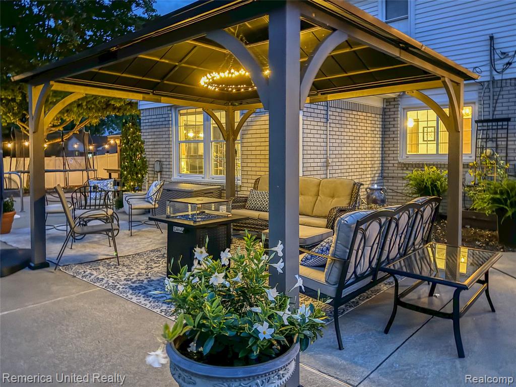 26028 Blossom Lane, Grosse Ile, MI 48138 — Photo 69