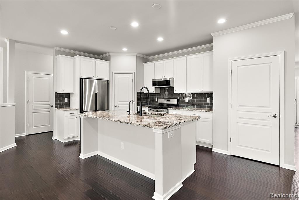 31065 Tremont Lane, Franklin, MI 48025 — Photo 9