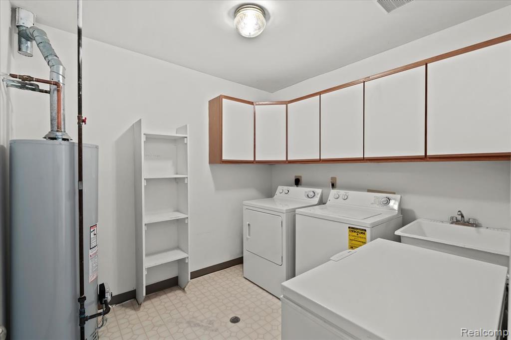 42714 Lilley Pointe Drive, 213, Canton, MI 48187 — Photo 13