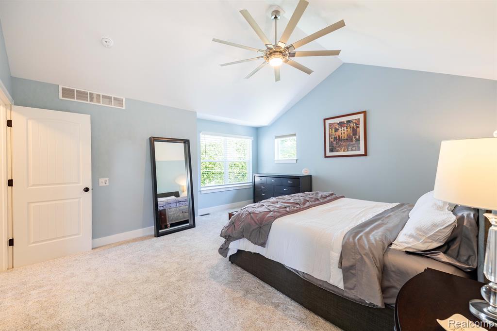 299 NAPA VALLEY Drive, Milford, MI 48381 — Photo 27