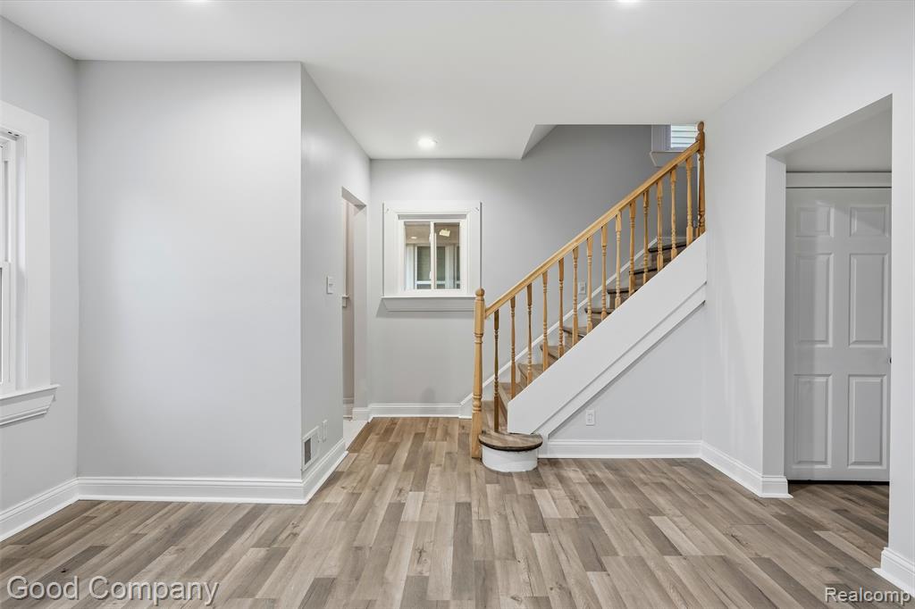 2717 burlingame, Detroit, MI 48206 — Photo 7