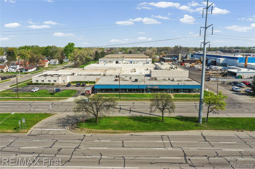 8655 E 8 Mile Road, Warren, MI 48089 — Photo 31