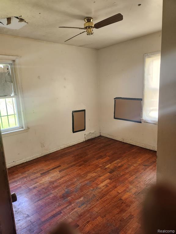 5709 Dupont Street, Flint, MI 48505 — Photo 2