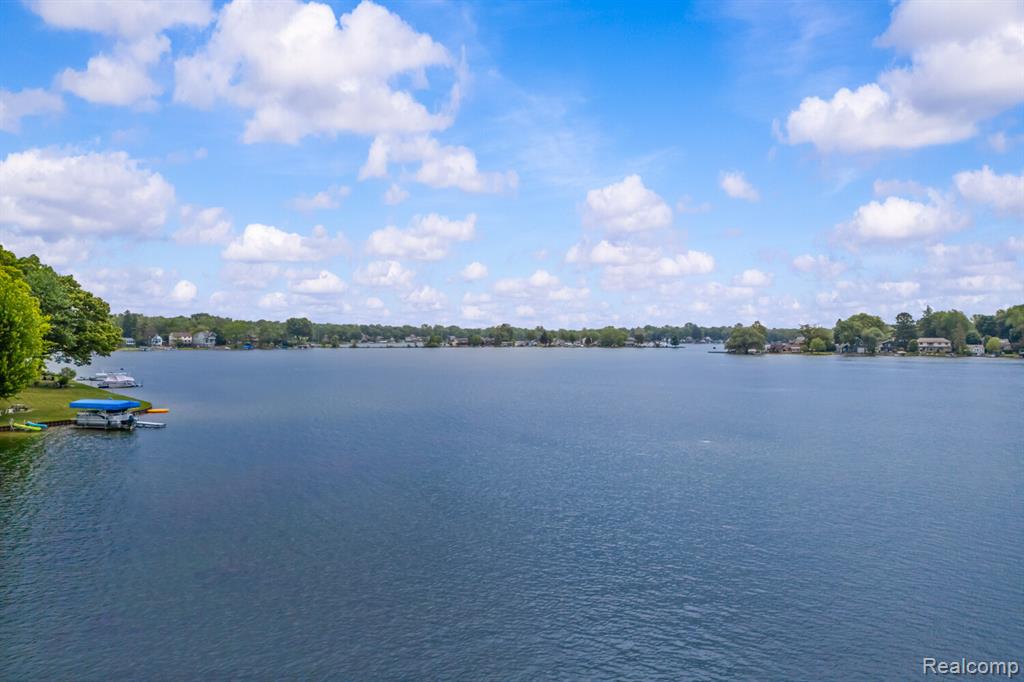 4178 Chevron Drive, Highland, MI 48356 — Photo 40