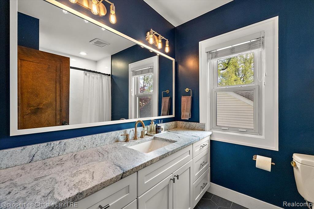917 Maplegrove Avenue, Royal Oak, MI 48067 — Photo 60