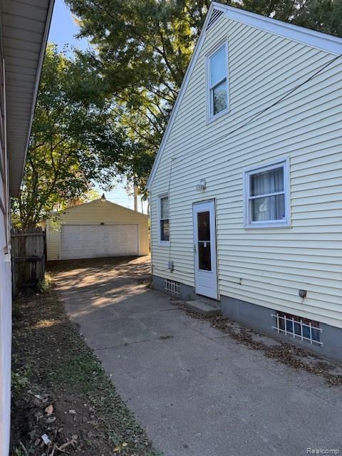 526 McKeighan Avenue, Flint, MI 48507 — Photo 42