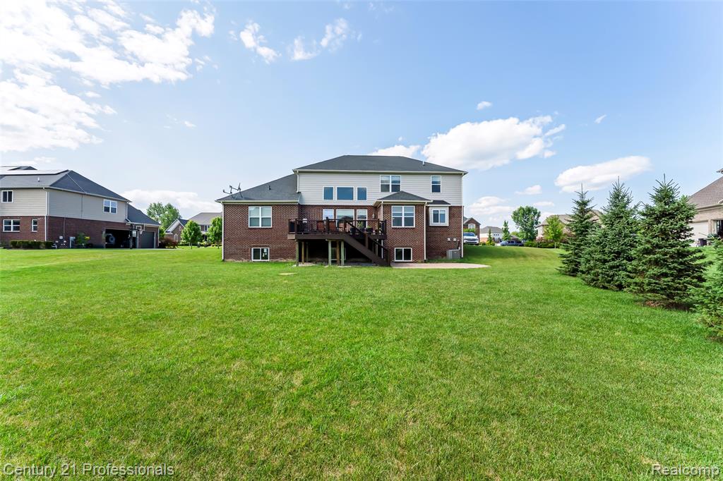 6776 Portsman Court, Canton, MI 48187 — Photo 6