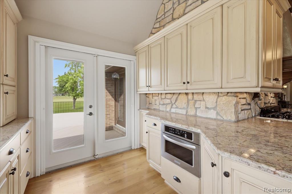 9095 S Saginaw Road, 8, Grand Blanc, MI 48439 — Photo 20