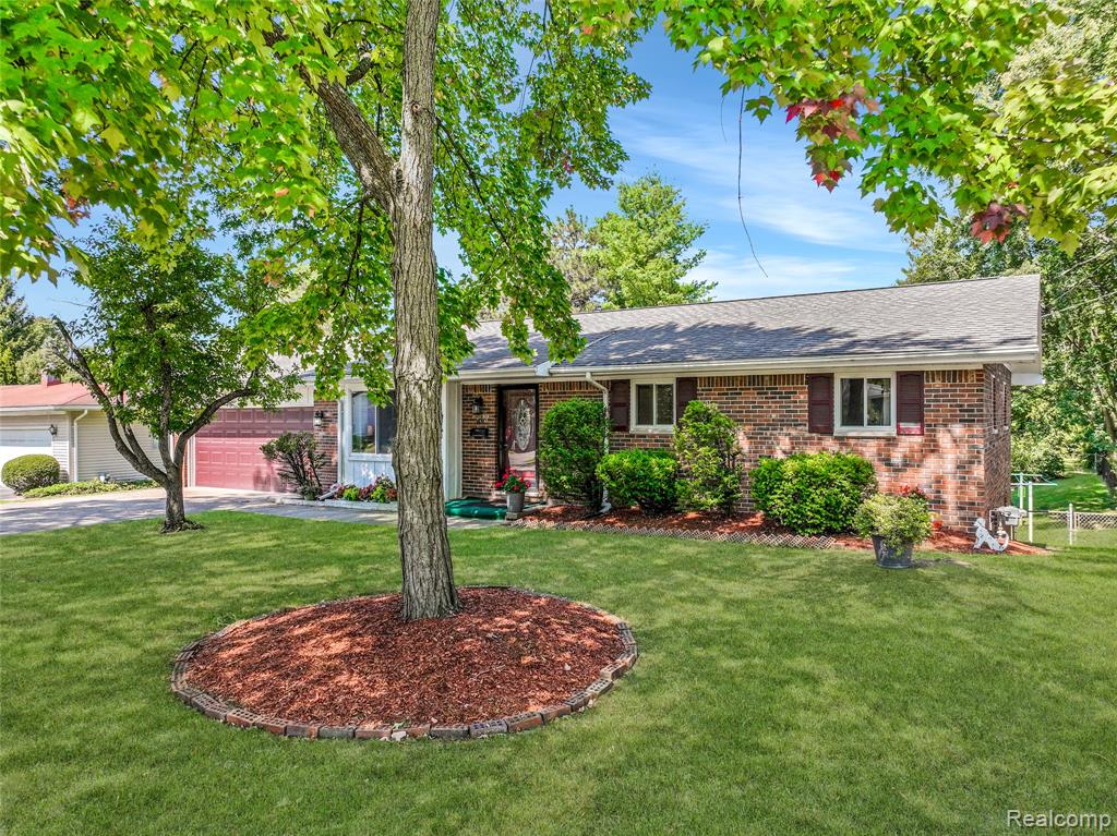 65 1st Street, Oxford, MI 48371 — Photo 26