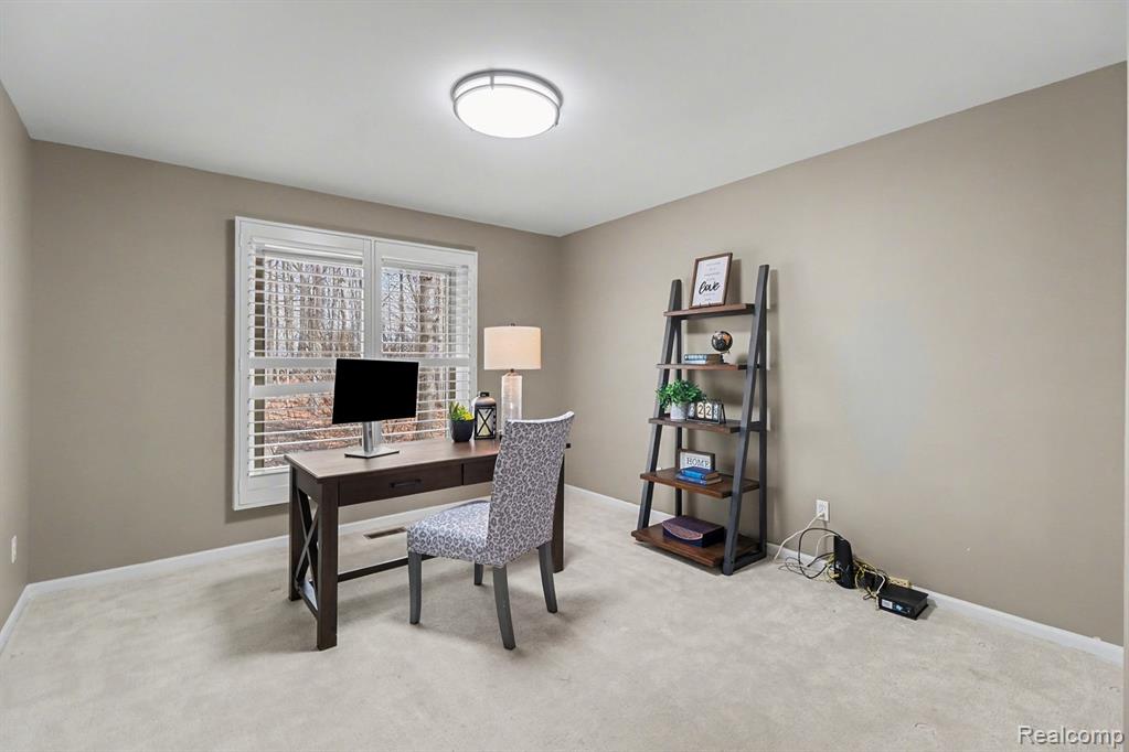 41240 Clermont Avenue, Novi, MI — Photo 11