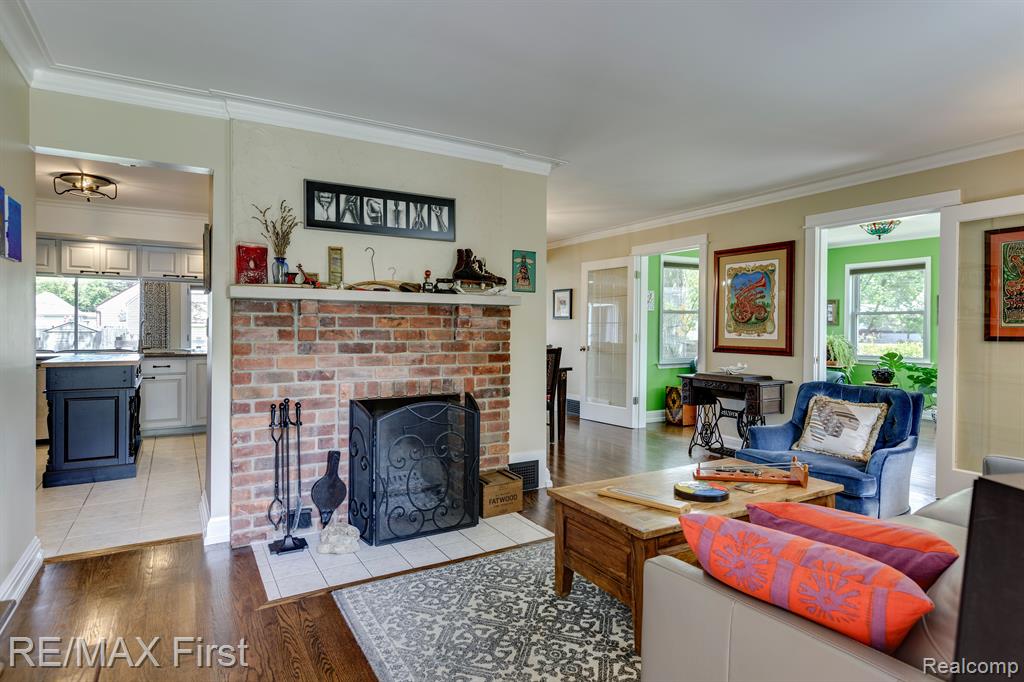 620 W BRECKENRIDGE Street, Ferndale, MI 48220 — Photo 8