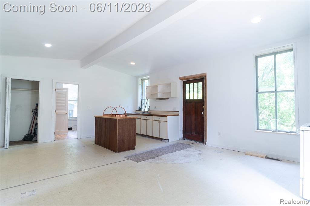 807 Baird Street, Holly, MI 48442 — Photo 2
