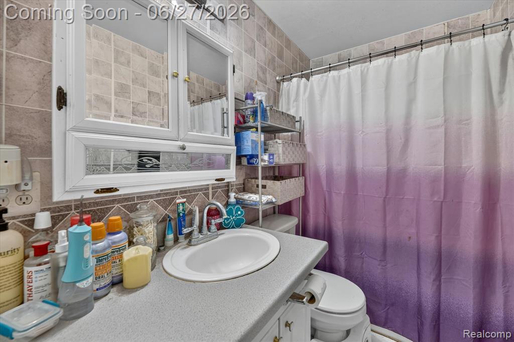 6260 Beth, Brighton, MI 48116 — Photo 22